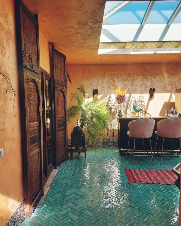 Riad Agraba, 1001 Nights Lomm Luaran gambar